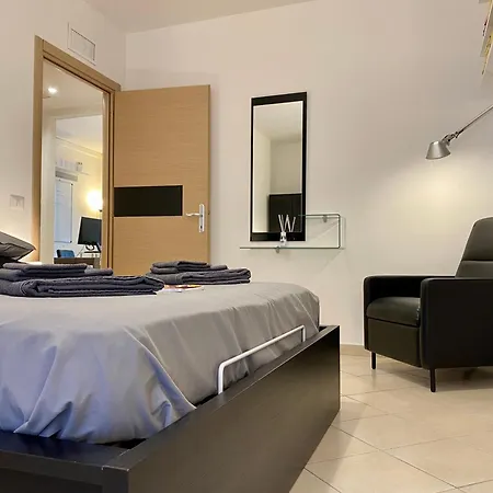 Bed & Office *